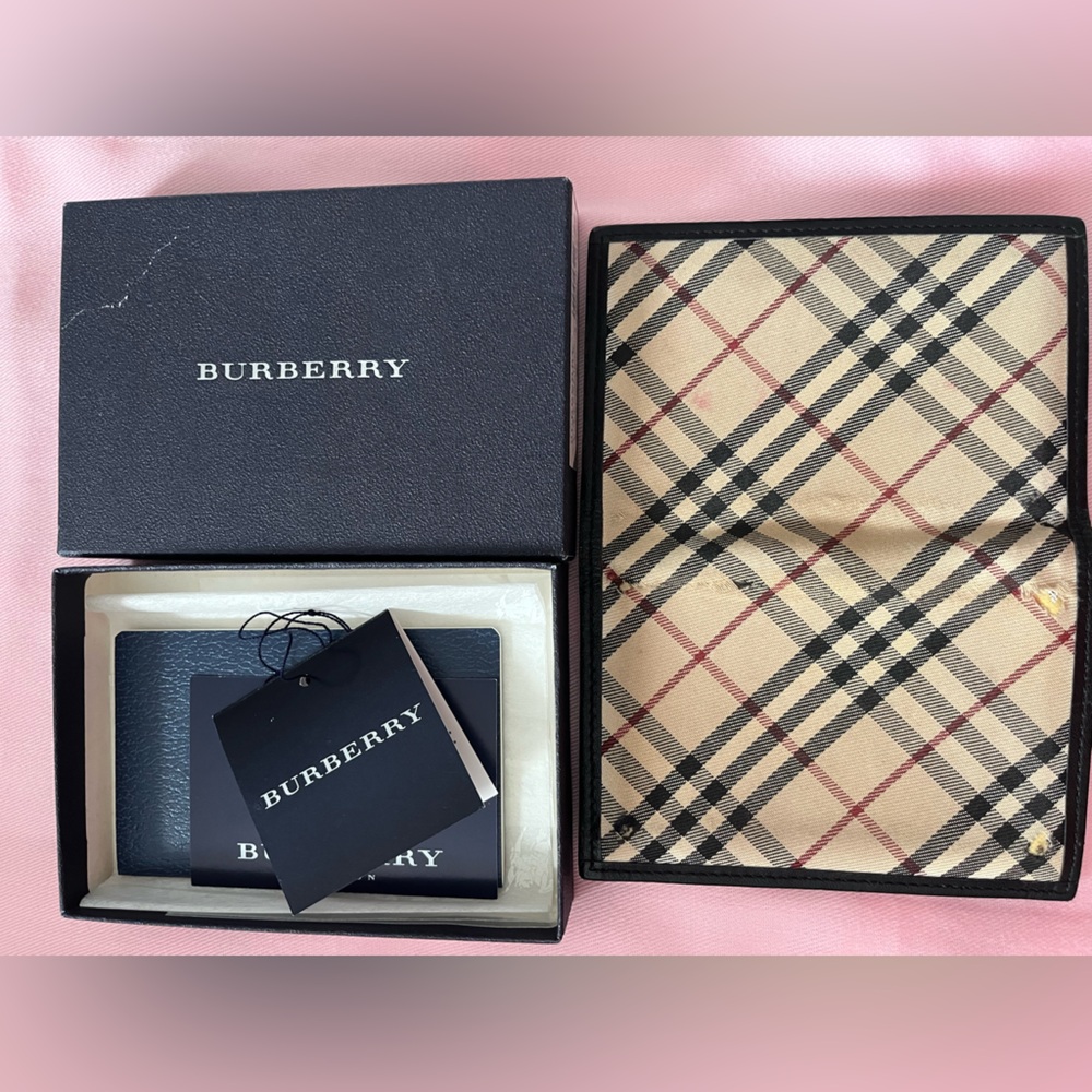 Burberry Card Slot